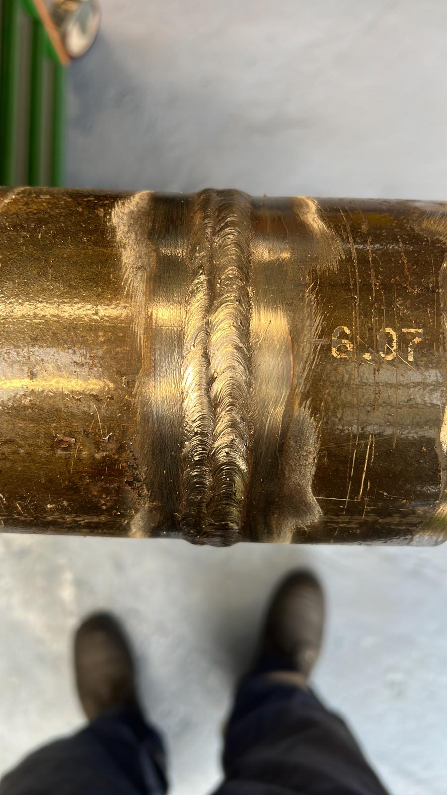 Multi-pass weld bead on heavy pipe